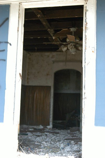 25890_567205643311_2192439_n