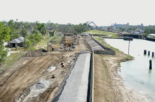 40_508259911031_7366_n